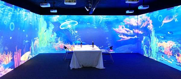 三折幕投影系統(tǒng) 三折幕投影系統(tǒng)