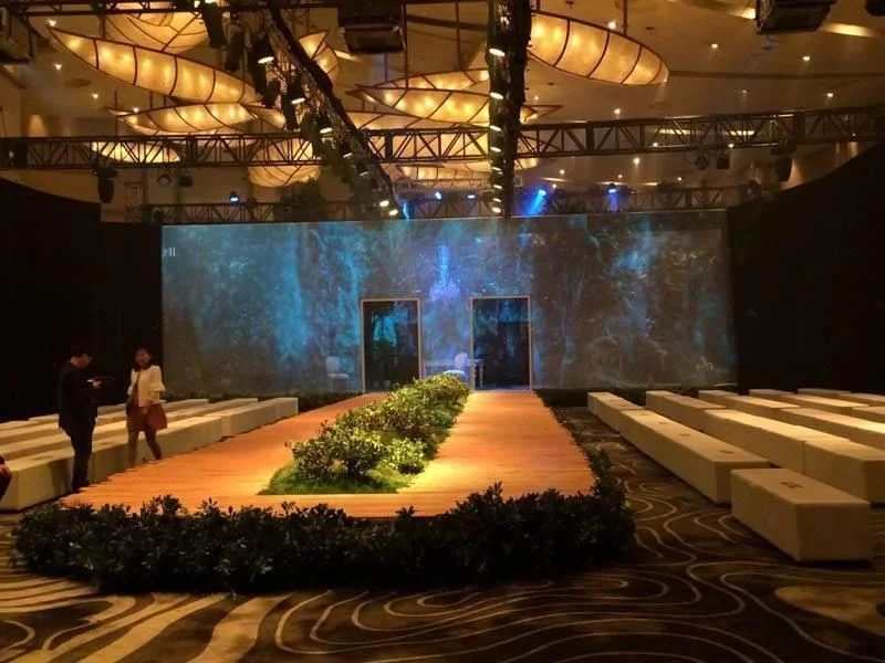 沉浸式虛擬現(xiàn)實系統(tǒng) 沉浸式虛擬現(xiàn)實系統(tǒng)